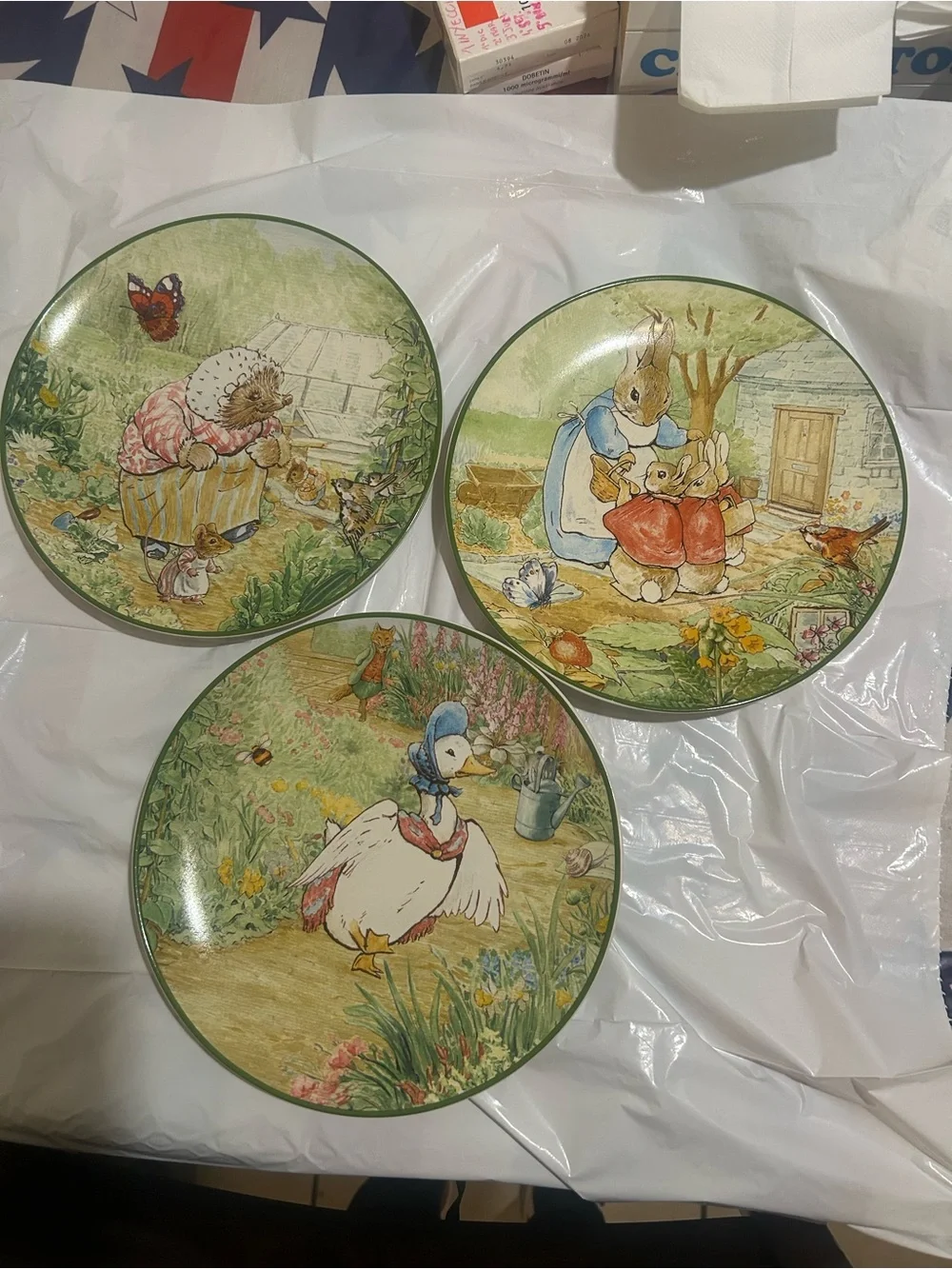 Peter Rabbit™ In The Garden Plate Garden Colors 3 pieces